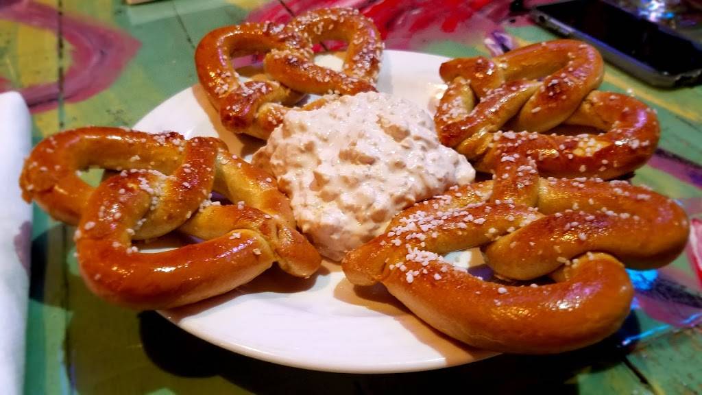 Polliwogs | restaurant | 1025 Woodley Way, Columbia, SC 29223, USA | 8037365775 OR +1 803-736-5775