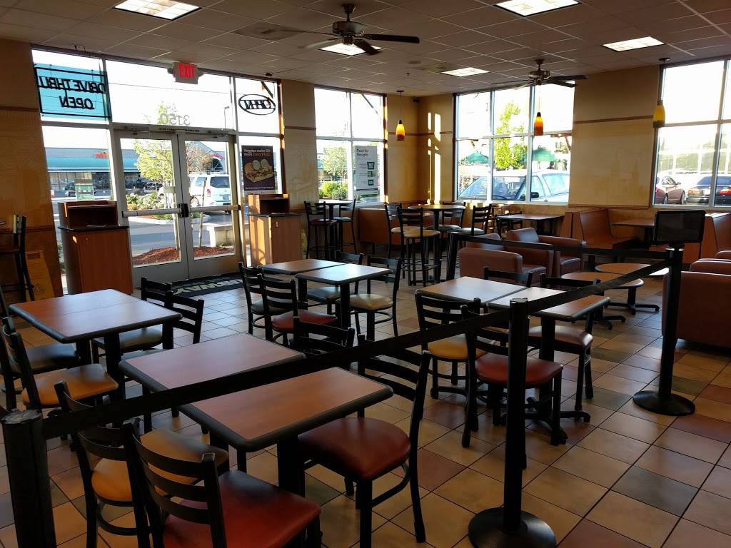 Subway | restaurant | 3150 W 11th Ave, Eugene, OR 97402, USA | 5416837047 OR +1 541-683-7047