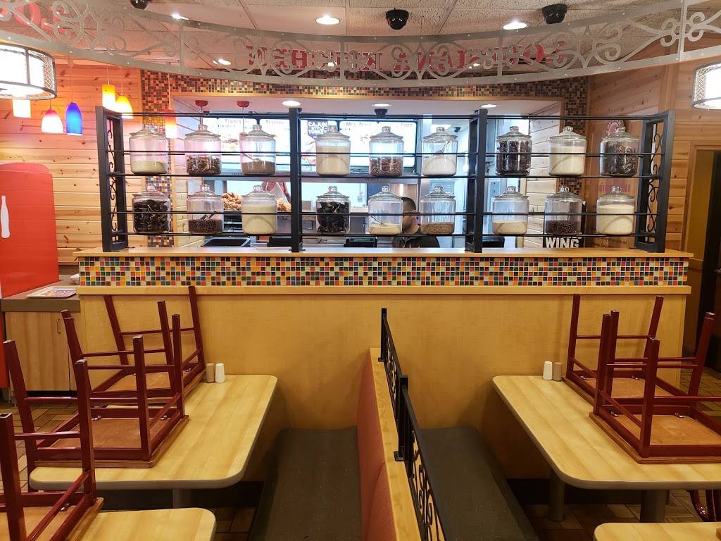 Popeyes Louisiana Kitchen | restaurant | 2318 E Laburnum Ave, Richmond, VA 23223, USA | 8043212221 OR +1 804-321-2221