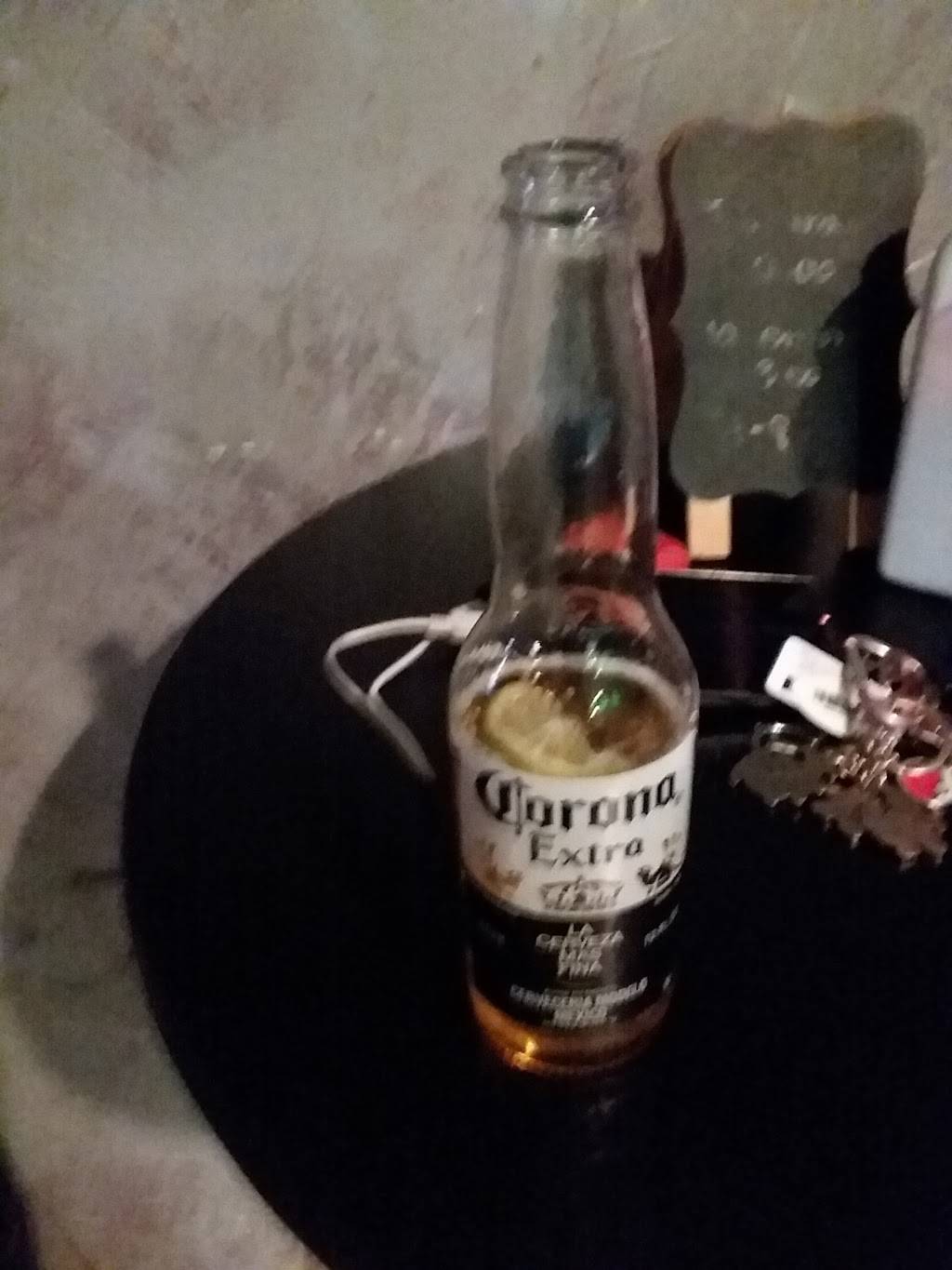 Old Skygusta Tavern | restaurant | 3035 S Crater Rd, Petersburg, VA 23805, USA | 8045185089 OR +1 804-518-5089