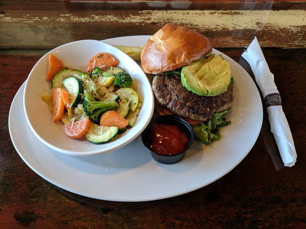 WILLY McCOYS | restaurant | 10700 France Ave S, Bloomington, MN 55431, USA | 9524568905 OR +1 952-456-8905