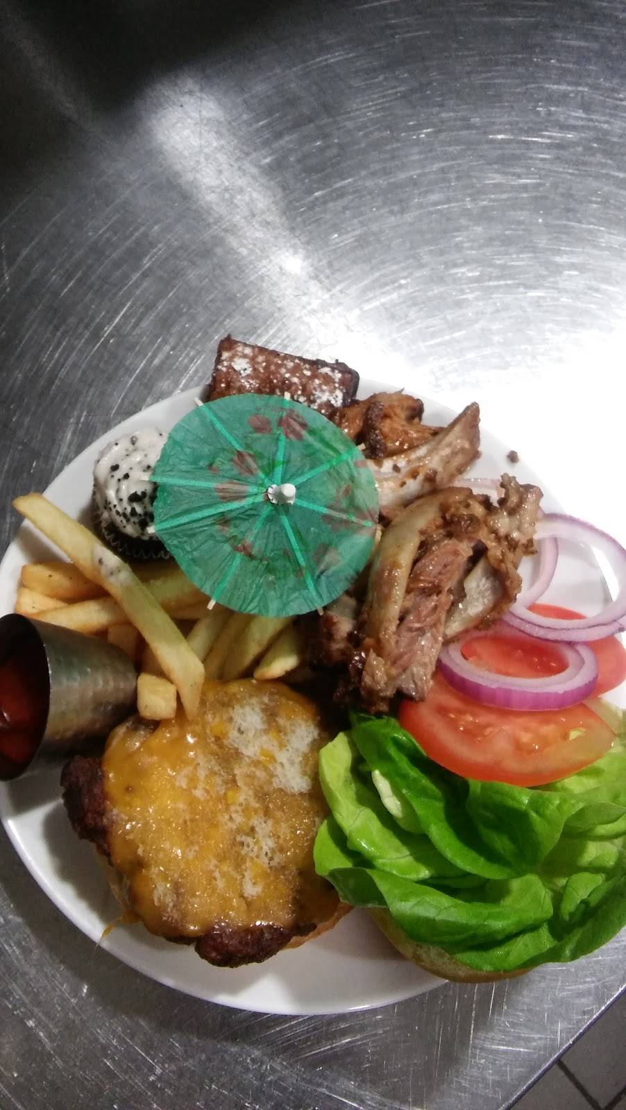 Radio Milano | restaurant | 800 Sorella Ct, Houston, TX 77024, USA | 7138273545 OR +1 713-827-3545