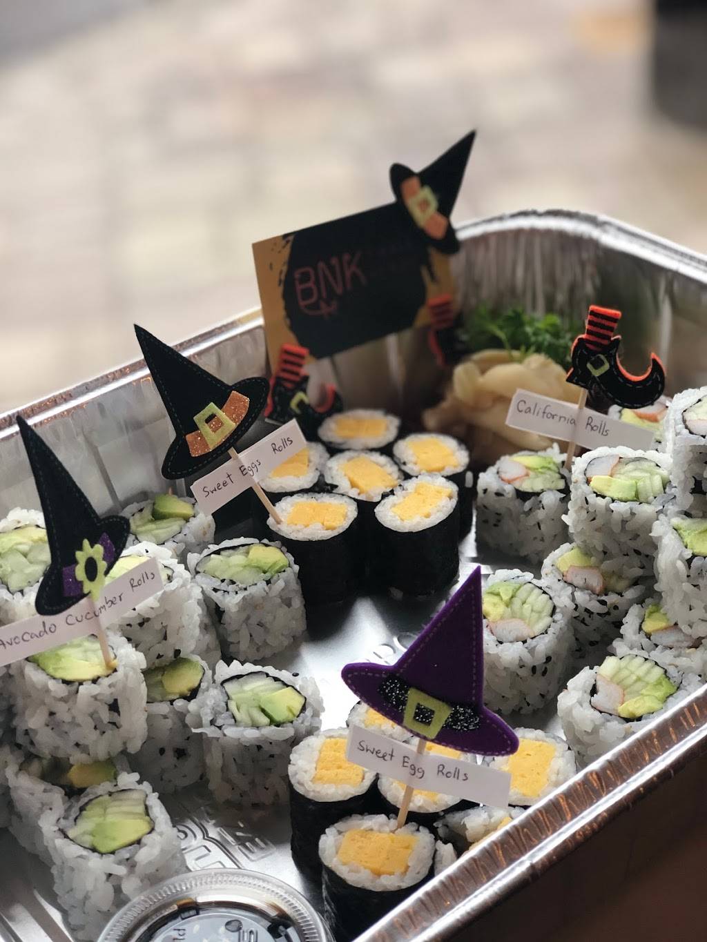 BNK Thai & Sushi | restaurant | 111 W 2nd St, Elmhurst, IL 60126, USA | 6308334030 OR +1 630-833-4030