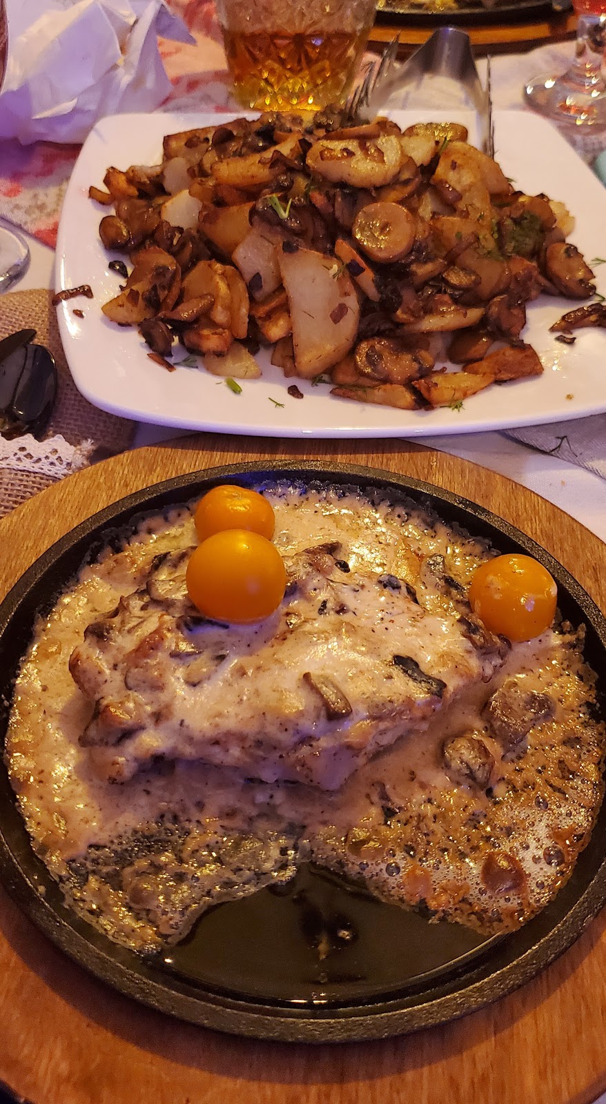 Belarusian Restaurant Vasilki | restaurant | 250 McHenry Rd, Wheeling, IL 60090, USA | 2246761079 OR +1 224-676-1079