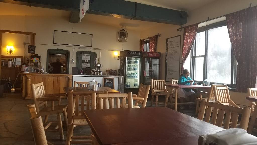 Castle Café | cafe | Whiteface Memorial Hwy, Wilmington, NY 12997, USA | 5189462223 OR +1 518-946-2223