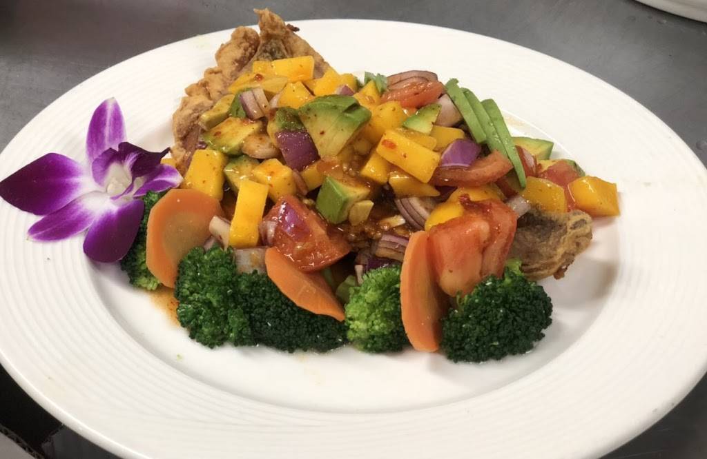 Kob Jai Pho and Thai Restaurant | restaurant | 1845 Silas Deane Hwy, Rocky Hill, CT 06067, USA | 8605131130 OR +1 860-513-1130