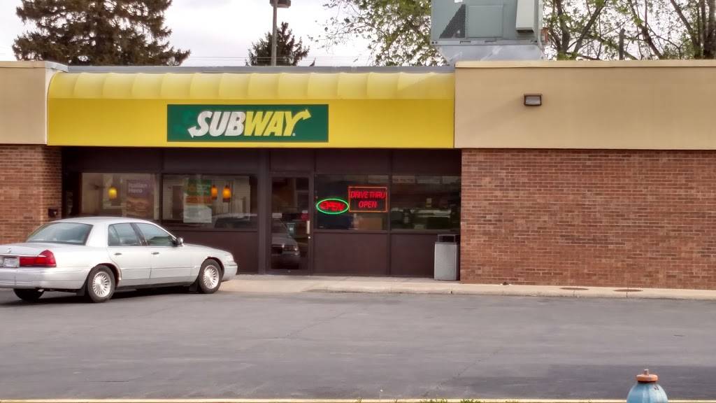 Subway | restaurant | 137 E Main St, Crestline, OH 44827, USA | 4196834550 OR +1 419-683-4550
