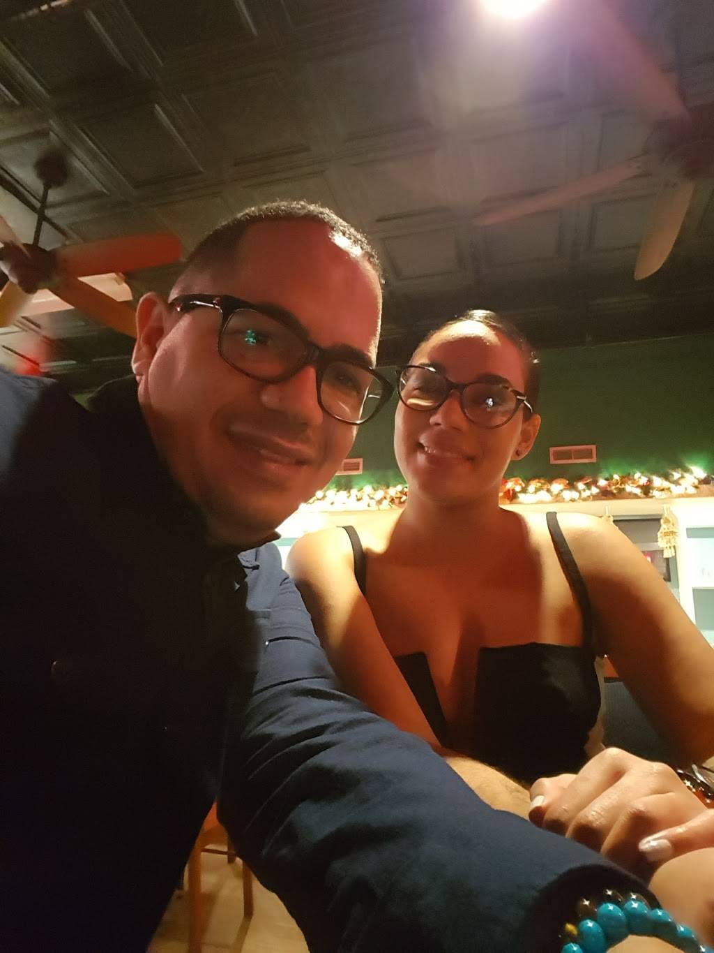 Grandes Chimis | restaurant | 592 Essex St, Lawrence, MA 01840, USA | 9782084620 OR +1 978-208-4620