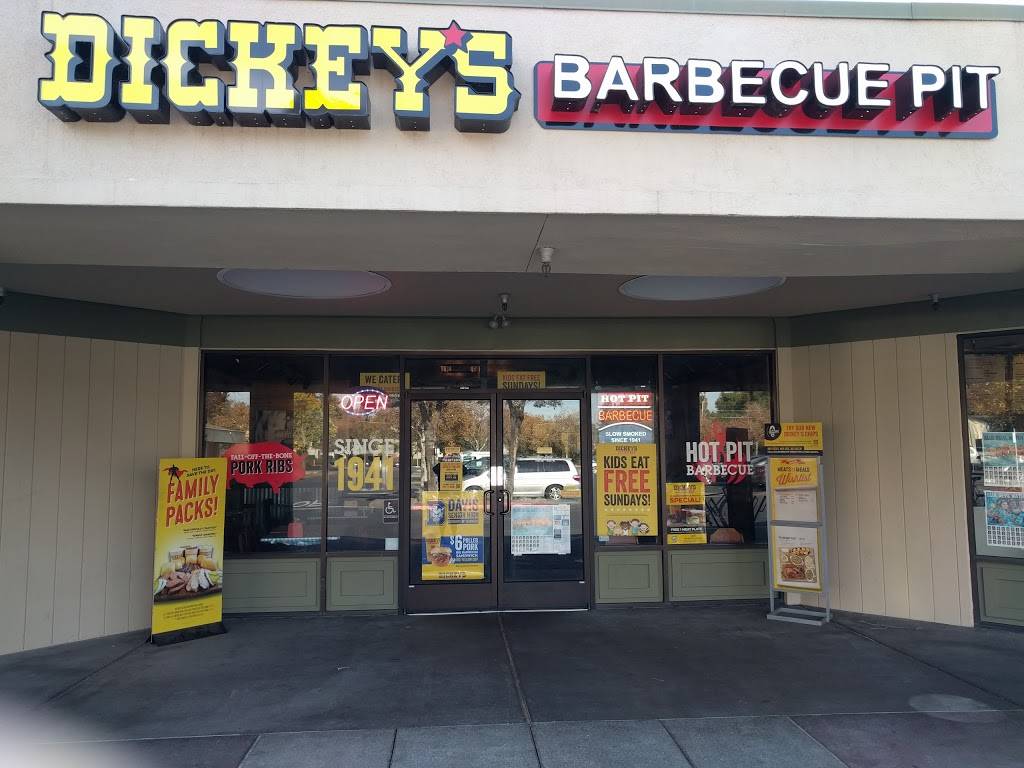 Dickeys Barbecue Pit | restaurant | 640 W Covell Blvd, Davis, CA 95616, USA | 5303410623 OR +1 530-341-0623