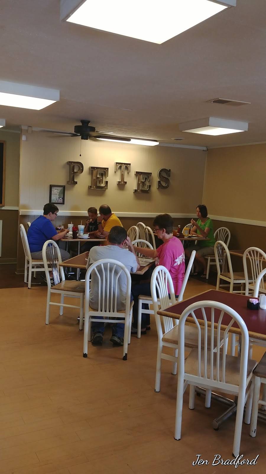 Petes Diner | restaurant | 1862 Pine Crest Rd, Lancaster, KY 40444, USA | 8595485715 OR +1 859-548-5715