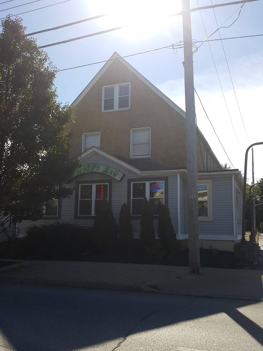 Murphys Law | restaurant | 5303 Memphis Ave, Cleveland, OH 44144, USA | 2167411088 OR +1 216-741-1088