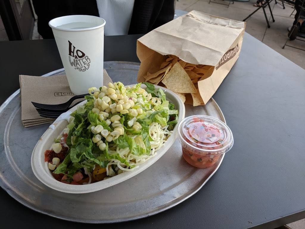 Chipotle Mexican Grill | restaurant | 16595 Sierra Lakes Pkwy Ste 100, Fontana, CA 92336, USA | 9093500054 OR +1 909-350-0054