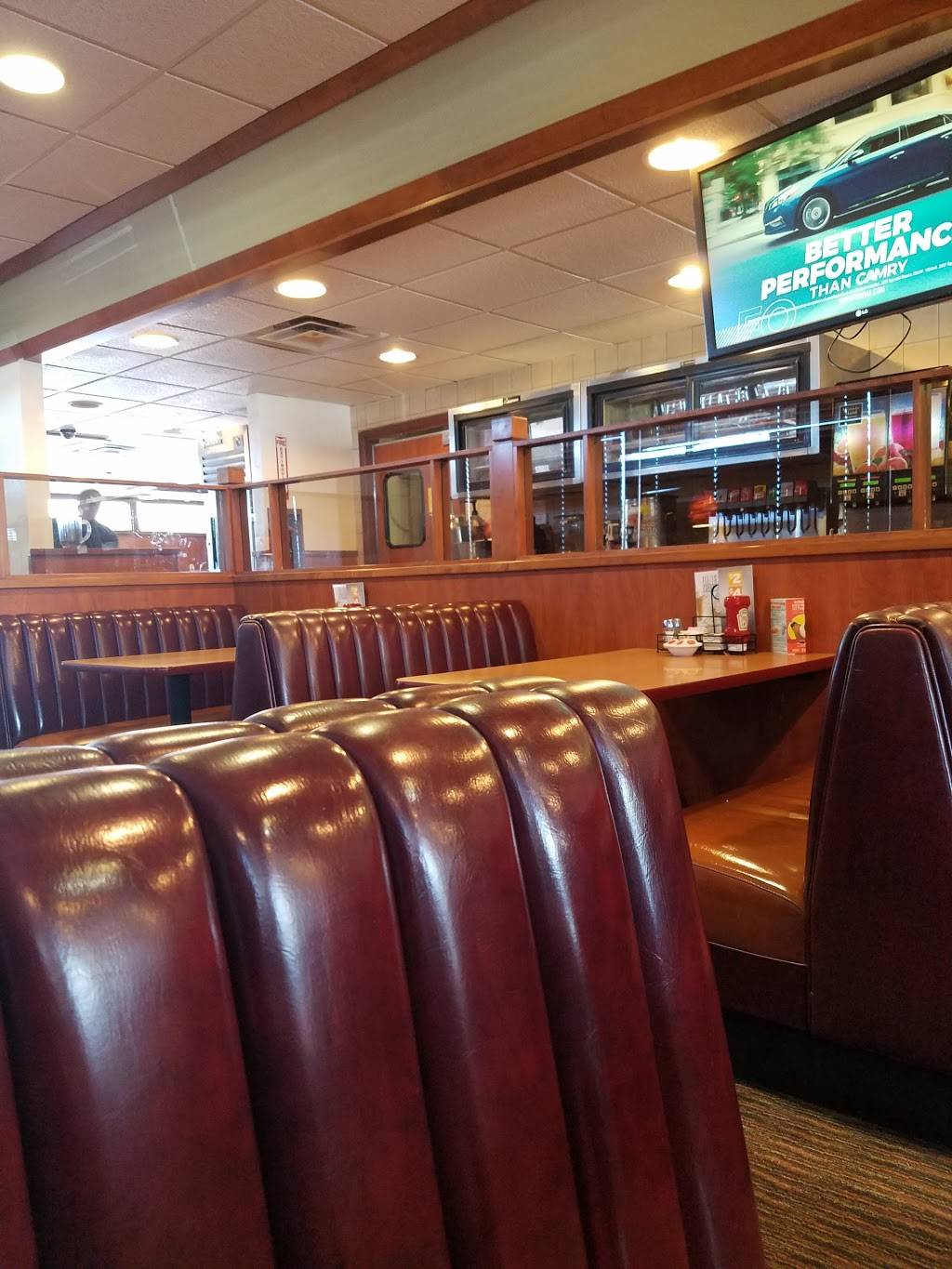 Dennys | restaurant | 11121 Grand Ave, Youngtown, AZ 85363, USA | 6239331380 OR +1 623-933-1380