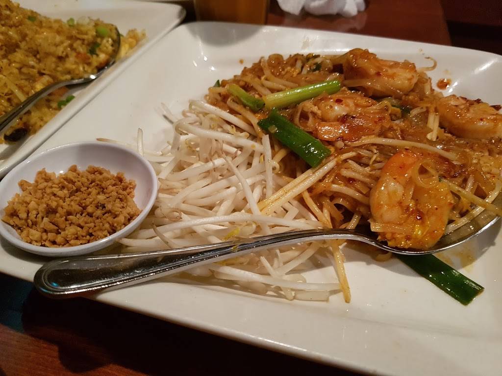 Pin Kaow Thai Restaurant | restaurant | 1974 N Rainbow Blvd, Las Vegas, NV 89108, USA | 7026382746 OR +1 702-638-2746