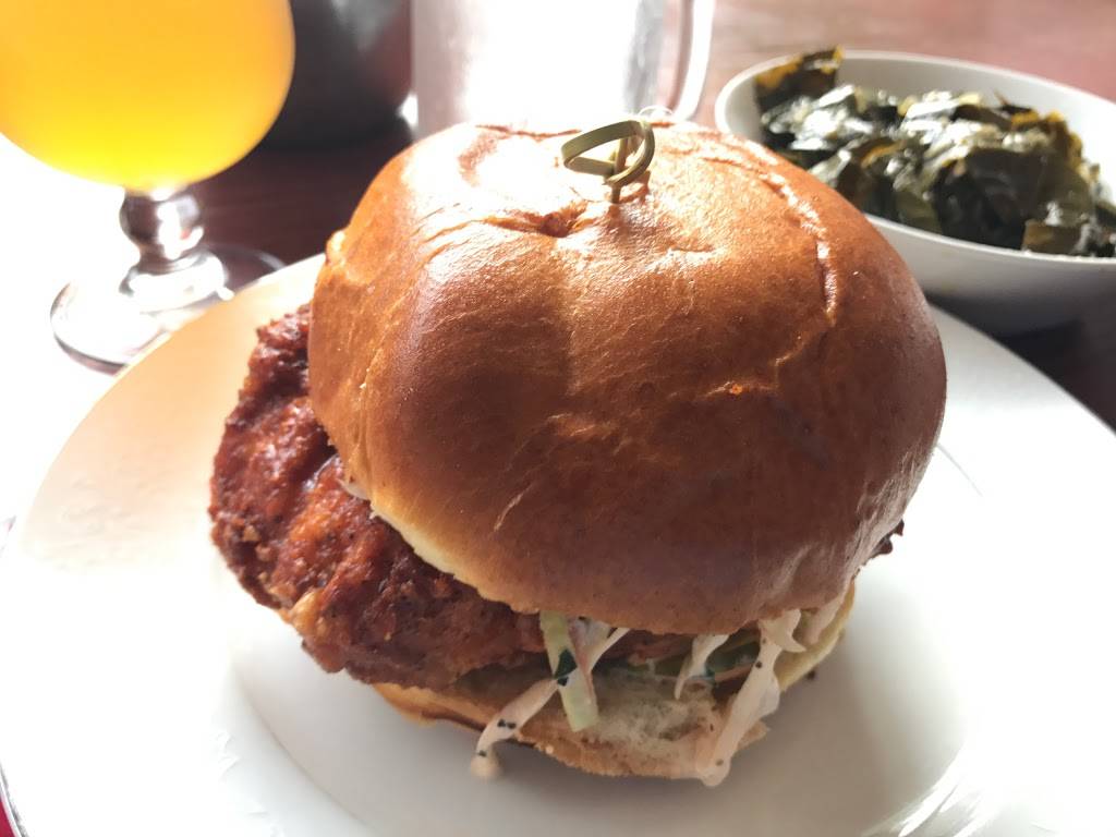 The Budlong Hot Chicken | meal takeaway | 1008 W Armitage Ave, Chicago, IL 60614, USA | 7732709005 OR +1 773-270-9005