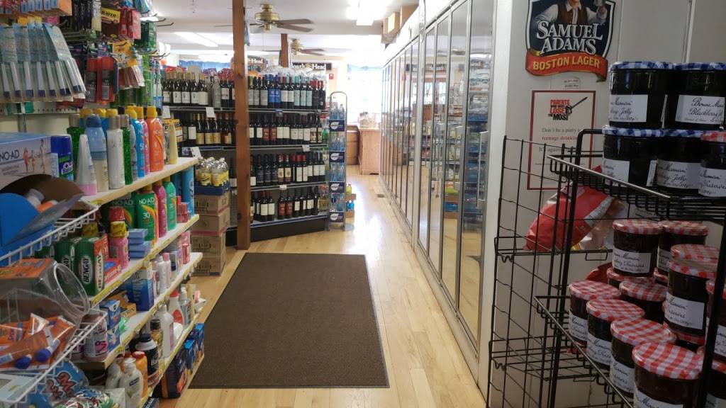 Wild Harbor General Store | bakery | 200 Old Main Rd, North Falmouth, MA 02556, USA | 5085632011 OR +1 508-563-2011