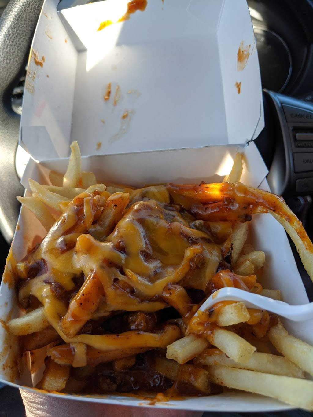 Wienerschnitzel | restaurant | 3100 S Broadway, Englewood, CO 80110, USA | 3037629110 OR +1 303-762-9110