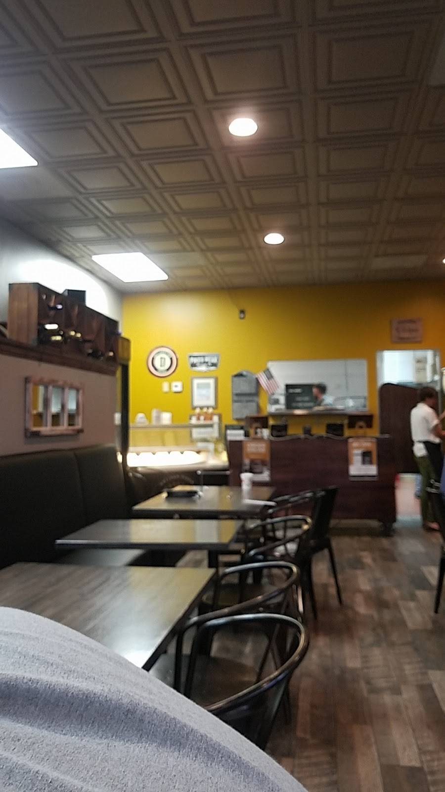 212 Pizza Co. | restaurant | 848 N Ridge Rd, Castle Rock, CO 80104, USA | 3036889800 OR +1 303-688-9800