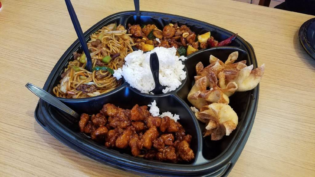 Pick Up Stix Fresh Asian Flavors | meal takeaway | 5105 Candlewood St, Lakewood, CA 90712, USA | 5628041023 OR +1 562-804-1023