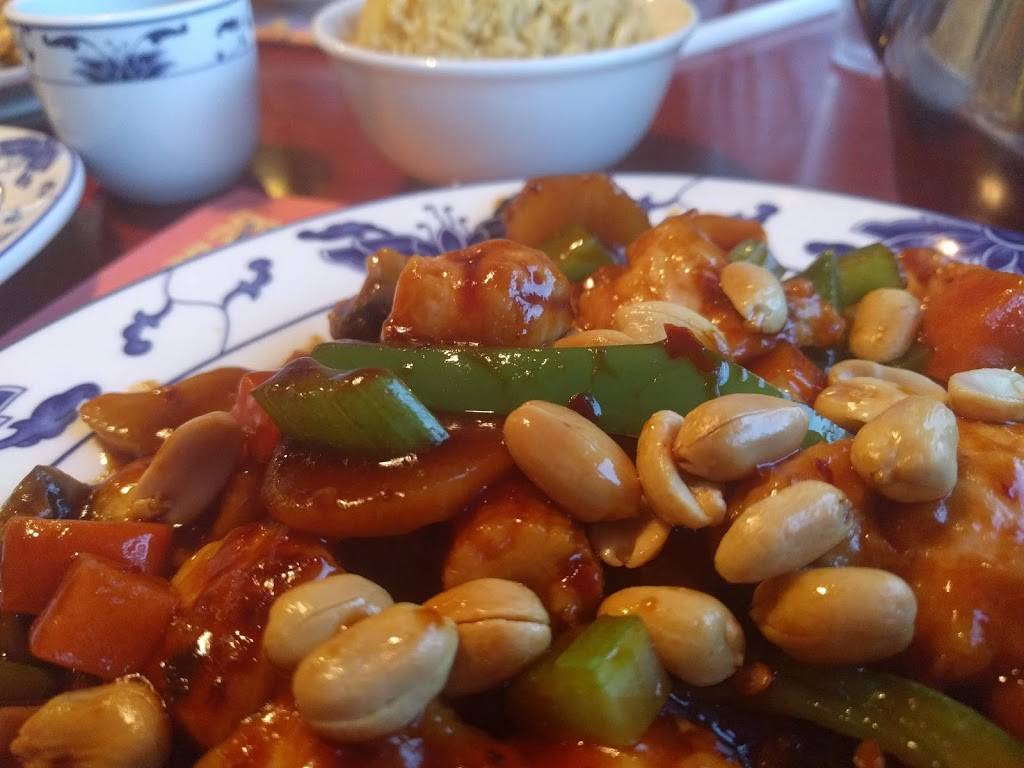 Jin Hu Chinese Restaurant | restaurant | 910 Palubicki Ave #2104, Perham, MN 56573, USA | 2183467941 OR +1 218-346-7941