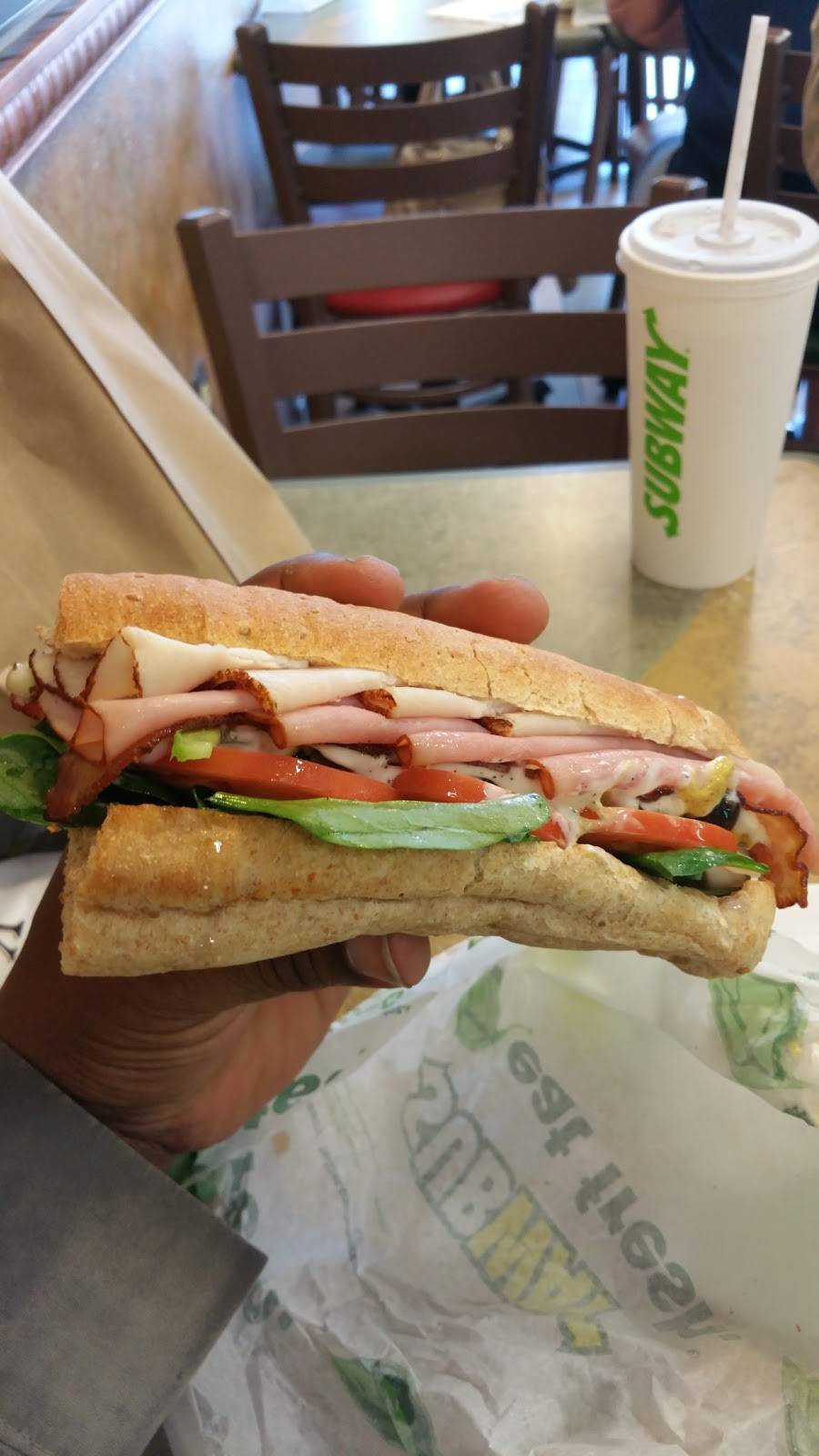 Subway Restaurants | restaurant | Metro Marketplace, 9201 N 29th Ave Ste 65, Phoenix, AZ 85051, USA | 6029444054 OR +1 602-944-4054
