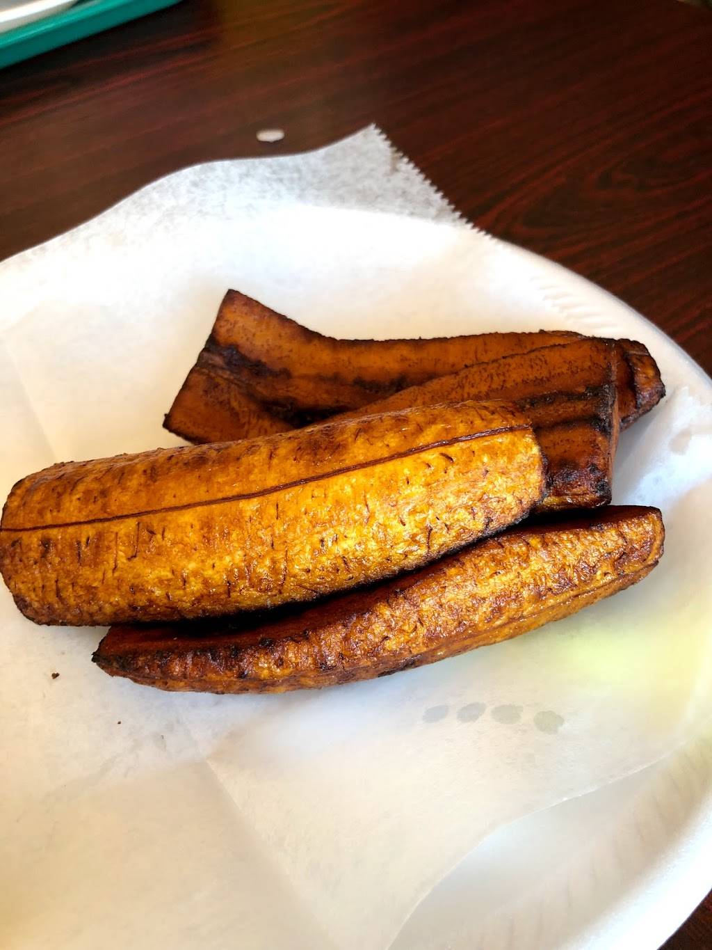 El Pollo Royal | restaurant | 8723 Cooper Rd b, Alexandria, VA 22309, USA | 7037045496 OR +1 703-704-5496