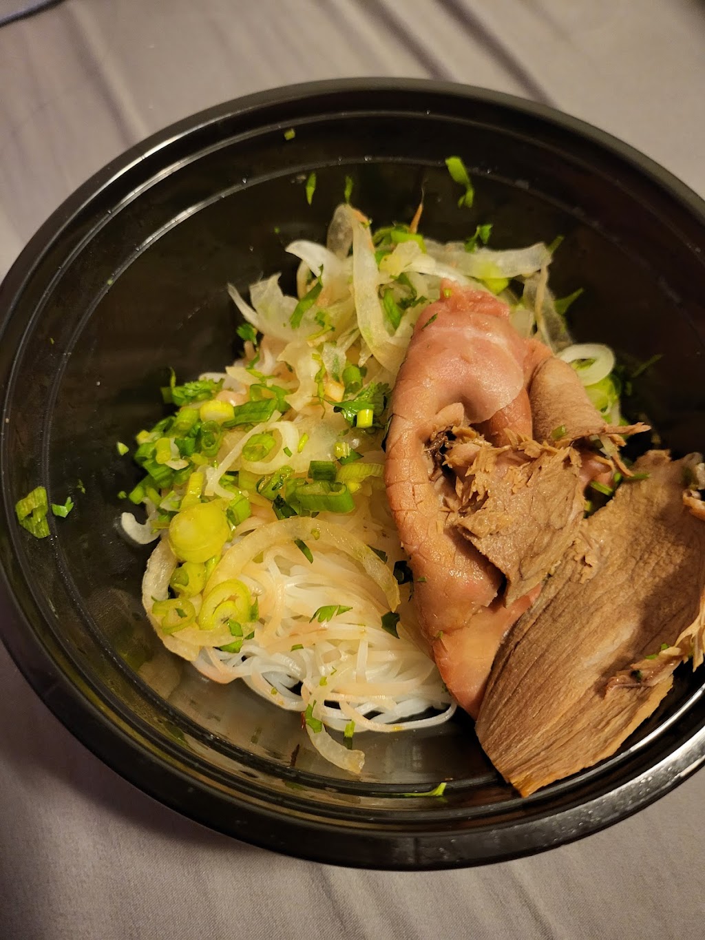 Pho and Roll Vietnamese Kitchen | restaurant | 216 N Highland Ave, Pittsburgh, PA 15206, USA | 4124042760 OR +1 412-404-2760