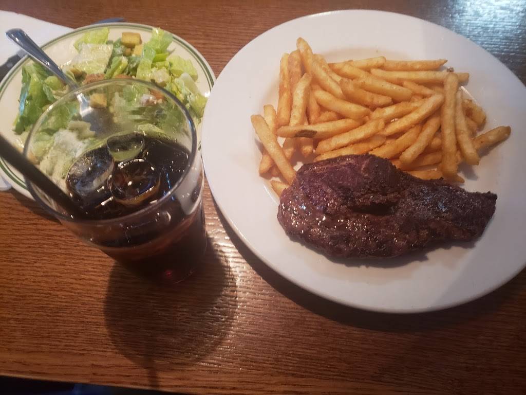 Mama Rosa | meal delivery | 589 N Service Rd, Mississauga, ON L5A 1B2, Canada | 9052720194 OR +1 905-272-0194