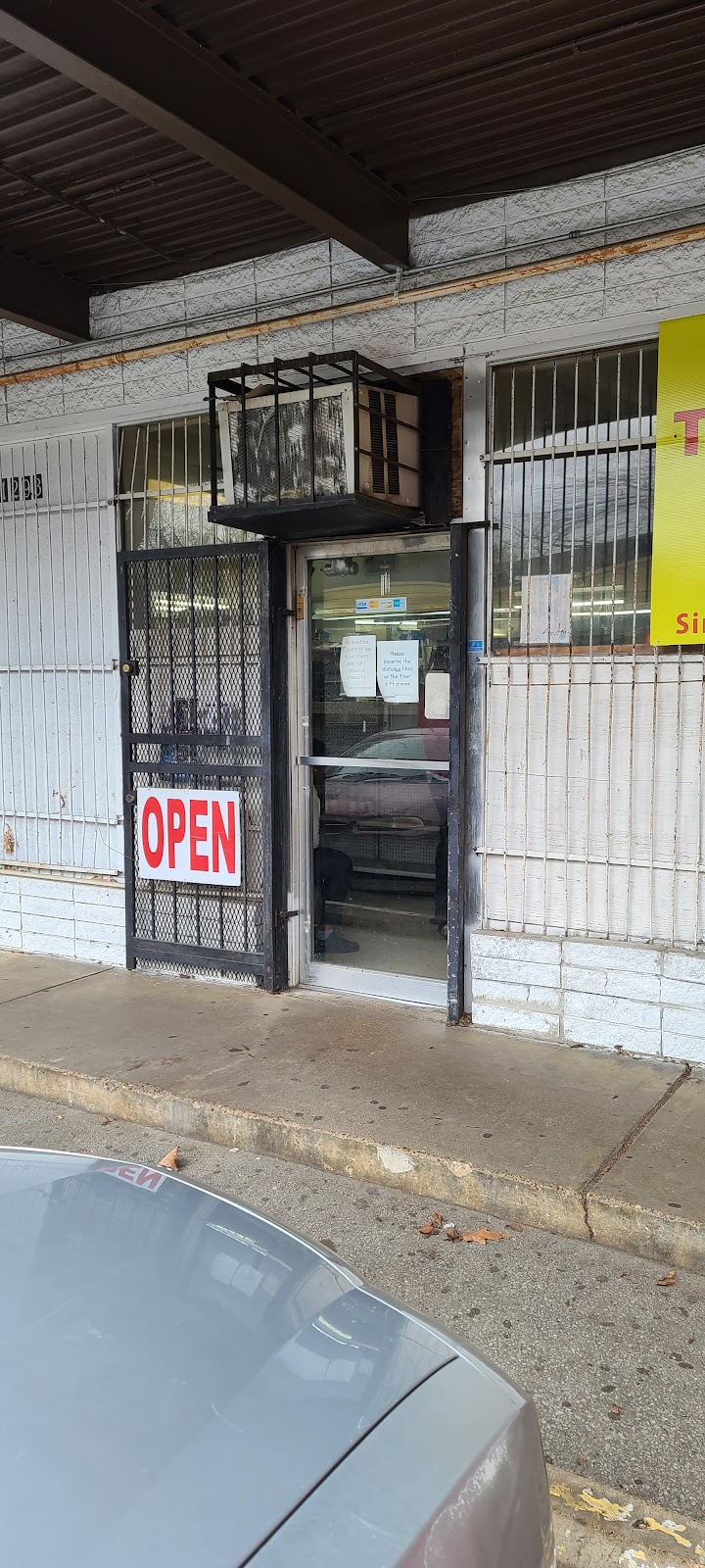 Hatties Tamale and Grocery | restaurant | 1289 Willie Mitchell Blvd, Memphis, TN 38106, USA | 9017753757 OR +1 901-775-3757