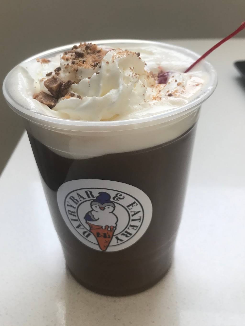 BJs Dairy Bar & Eatery | restaurant | 24 Ontario Rd, Mitchell, ON N0K 1N0, Canada | 5193484440 OR +1 519-348-4440