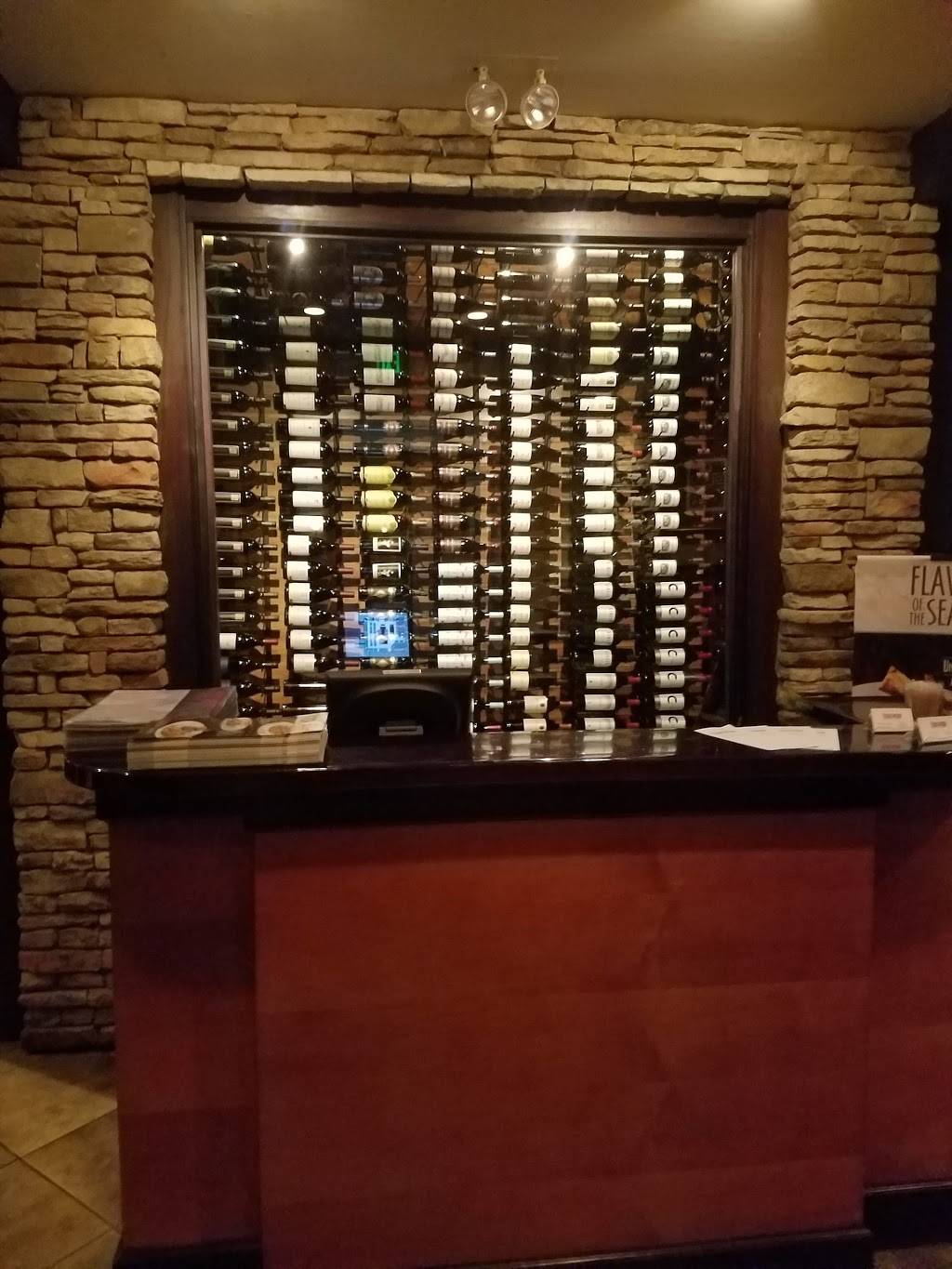 Stonewood Grill & Tavern | restaurant | 5078 Dr Phillips Blvd, Orlando, FL 32819, USA | 4072978682 OR +1 407-297-8682