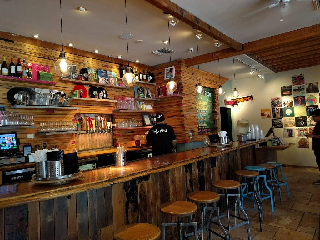 Spitz - Los Feliz | restaurant | 1725 Hillhurst Ave, Los Angeles, CA 90027, USA | 3235223309 OR +1 323-522-3309