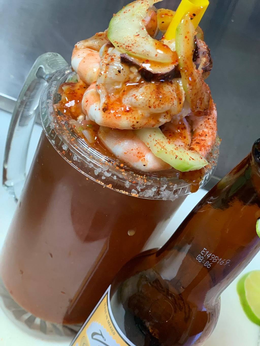 Mariscos el malecón 1 | restaurant | 830 Federal Blvd, Denver, CO 80204, USA | 7205508671 OR +1 720-550-8671