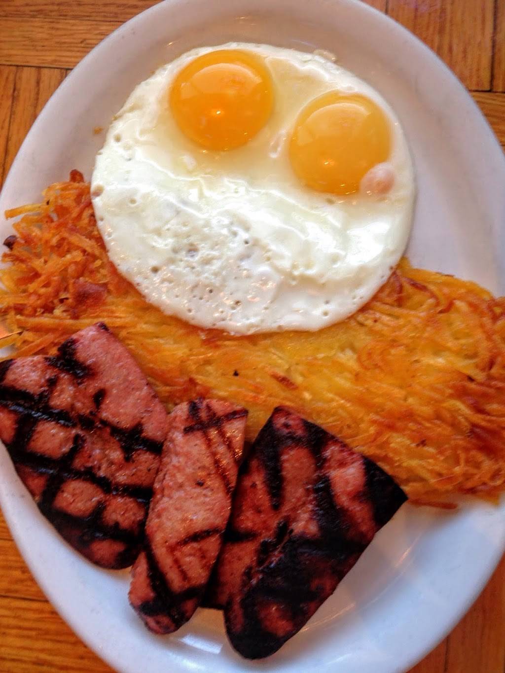 Dockside Saloon & Restaurant | restaurant | 2047 NW Front Ave, Portland, OR 97209, USA | 5032416433 OR +1 503-241-6433