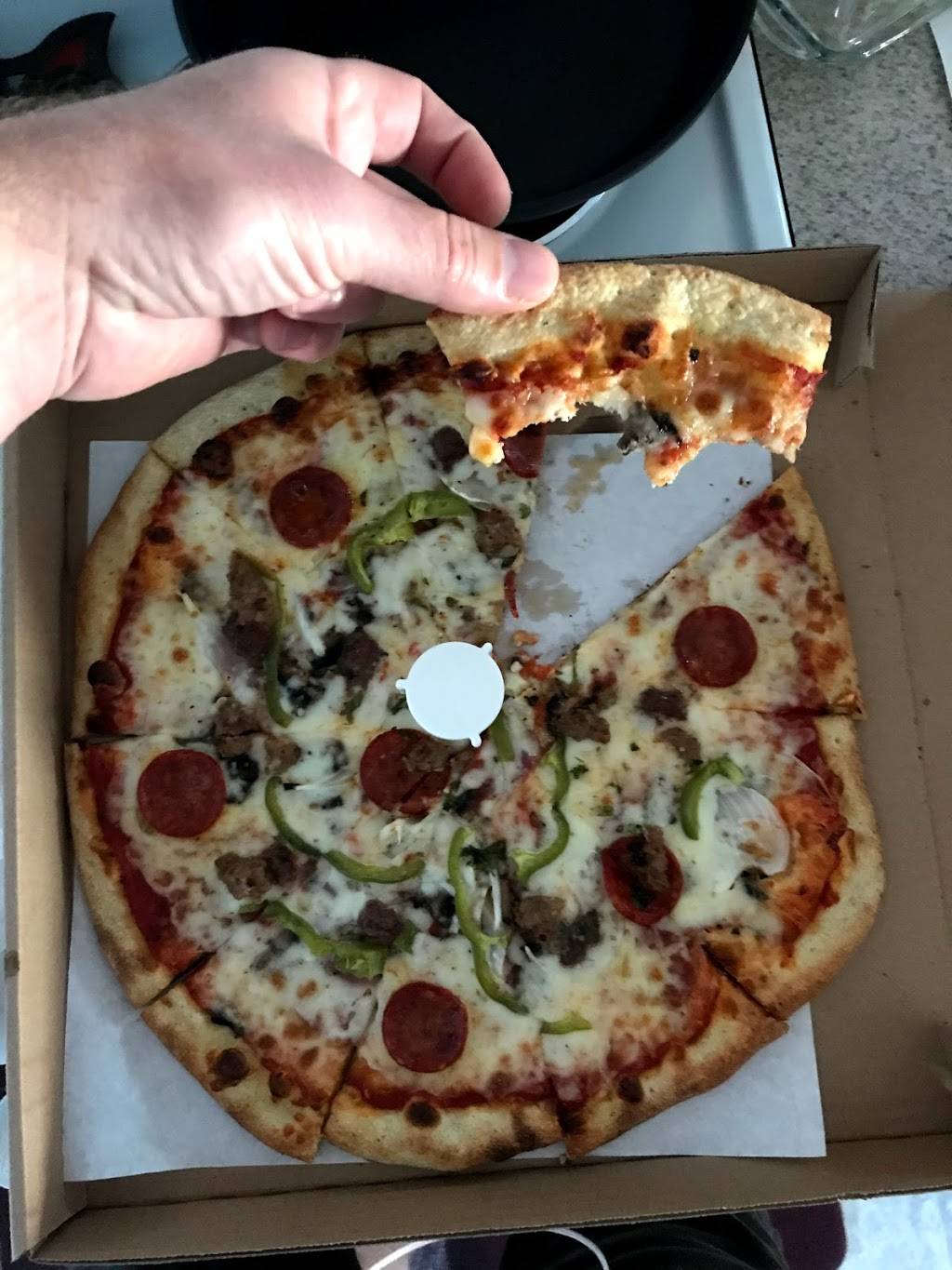 Tony & Albas Pizza & Pasta | restaurant | 817 Soquel Ave, Santa Cruz, CA 95062, USA | 8314258669 OR +1 831-425-8669