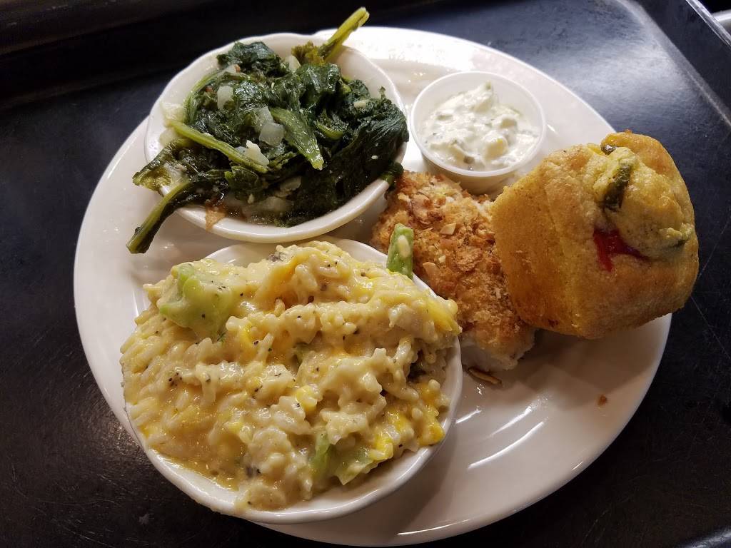 Lubys | restaurant | 2695 I-10, Beaumont, TX 77702, USA | 4098385566 OR +1 409-838-5566