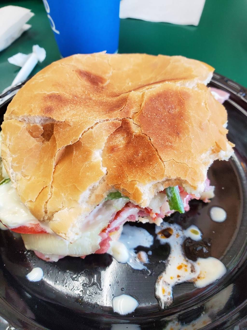 Rollys Diner | restaurant | 87 Mill St, Auburn, ME 04210, USA | 2077530171 OR +1 207-753-0171