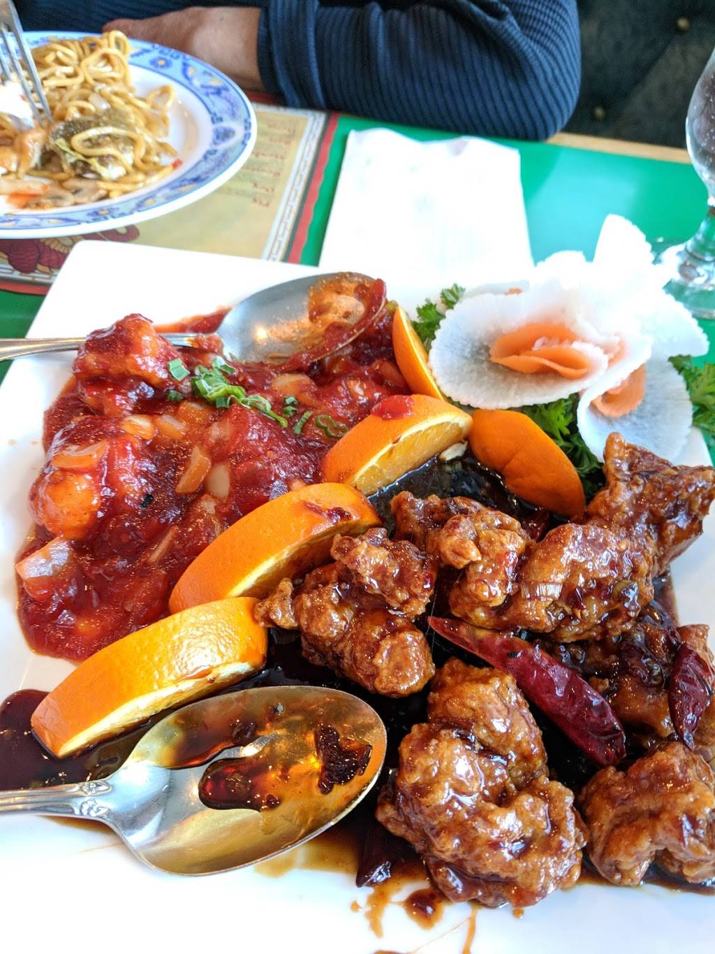 Taipei & Tokyo | restaurant | 7 Colby Ct, Bedford, NH 03110, USA | 6036222588 OR +1 603-622-2588