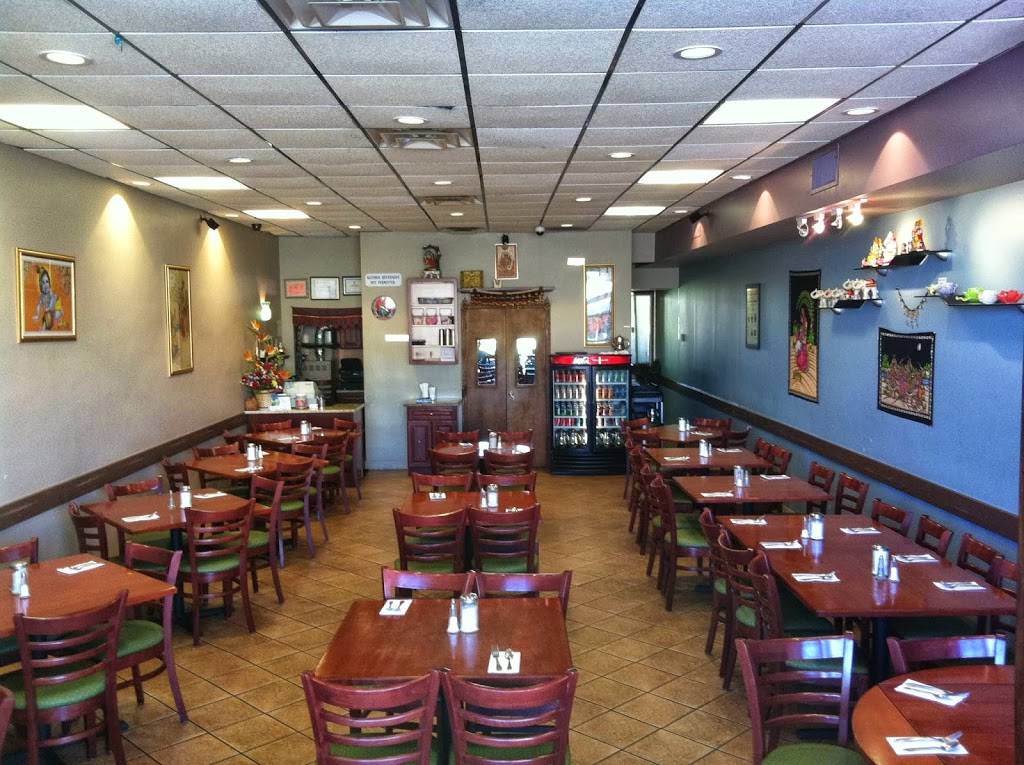 House of Dosas | restaurant | 416 S Broadway, Hicksville, NY 11801, USA | 5169387517 OR +1 516-938-7517