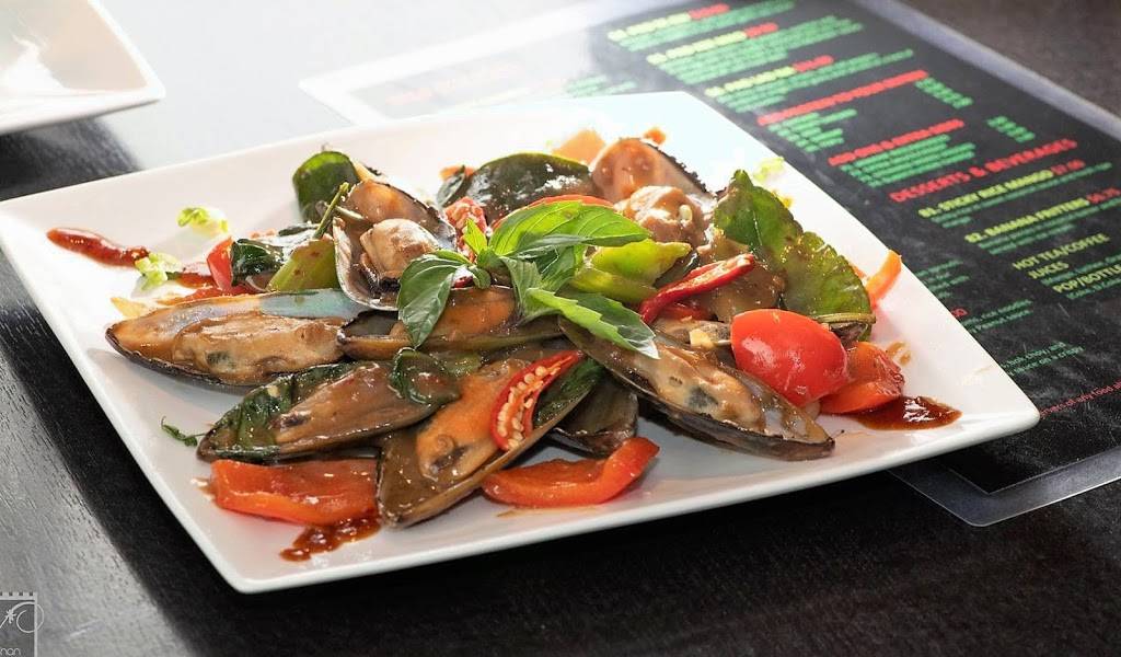 Thai Hut Restaurant | restaurant | 641 Erie St, Stratford, ON N5A 2N9, Canada | 5192736488 OR +1 519-273-6488