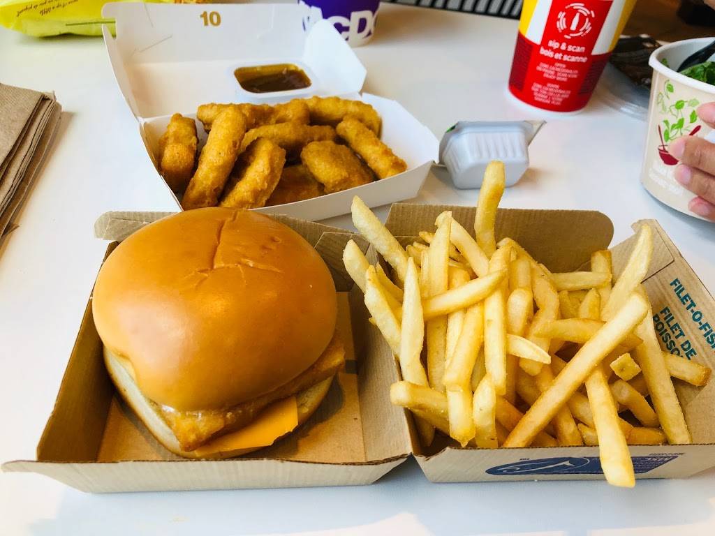 McDonalds | cafe | 13233 Yonge St, Richmond Hill, ON L4E 3L2, Canada | 9057736777 OR +1 905-773-6777