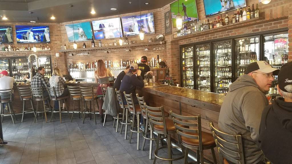 World of Beer | restaurant | 196 E Montgomery Ave #B, Rockville, MD 20850, USA | 3013402915 OR +1 301-340-2915