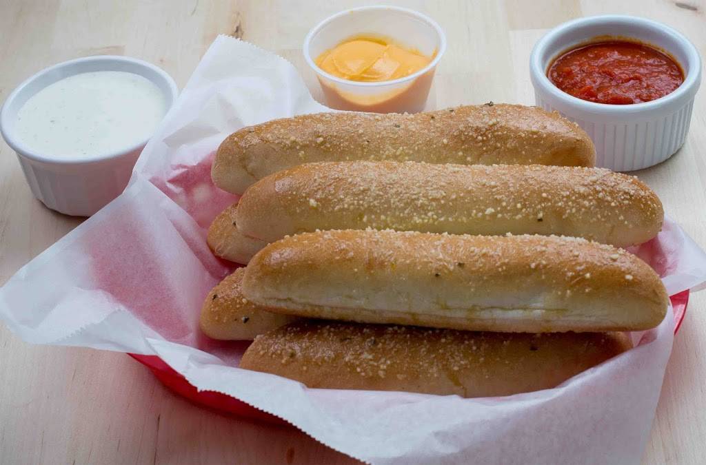 Pizza Pit | meal delivery | 330 W Main St, Sun Prairie, WI 53590, USA | 6088252818 OR +1 608-825-2818