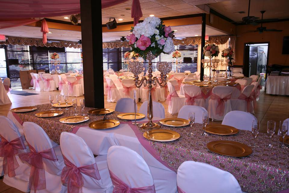 Camino De Guanajuato Restaurant | bakery | 208 W Anaheim St, Wilmington, CA 90744, USA | 3109520887 OR +1 310-952-0887