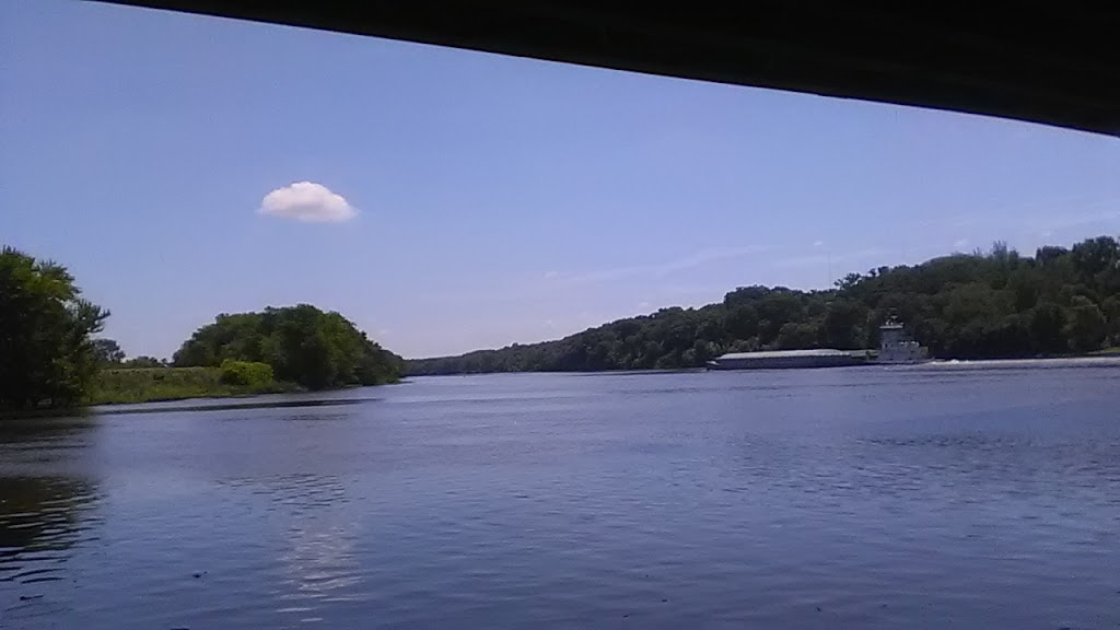 Dettores Town Lanes, Inc. | restaurant | 714 Columbus St, Ottawa, IL 61350, USA | 8154330033 OR +1 815-433-0033