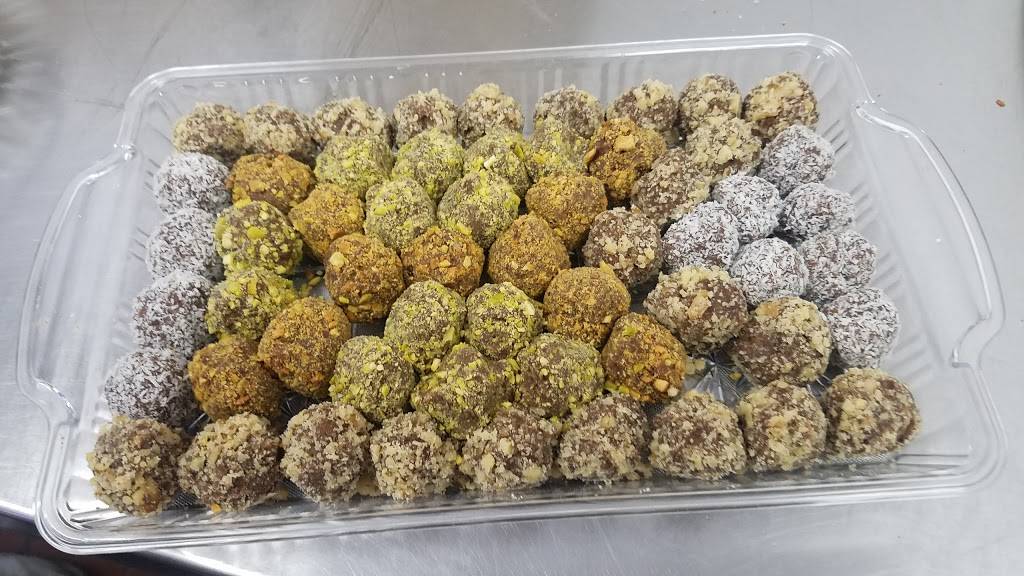 Abe’s Bakery & Pizza | restaurant | 16645 W Warren Ave, Detroit, MI 48228, USA | 3135513087 OR +1 313-551-3087