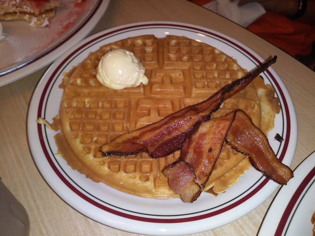 Huddle House | restaurant | 106 E 2nd St, Kershaw, SC 29067, USA | 8034757633 OR +1 803-475-7633