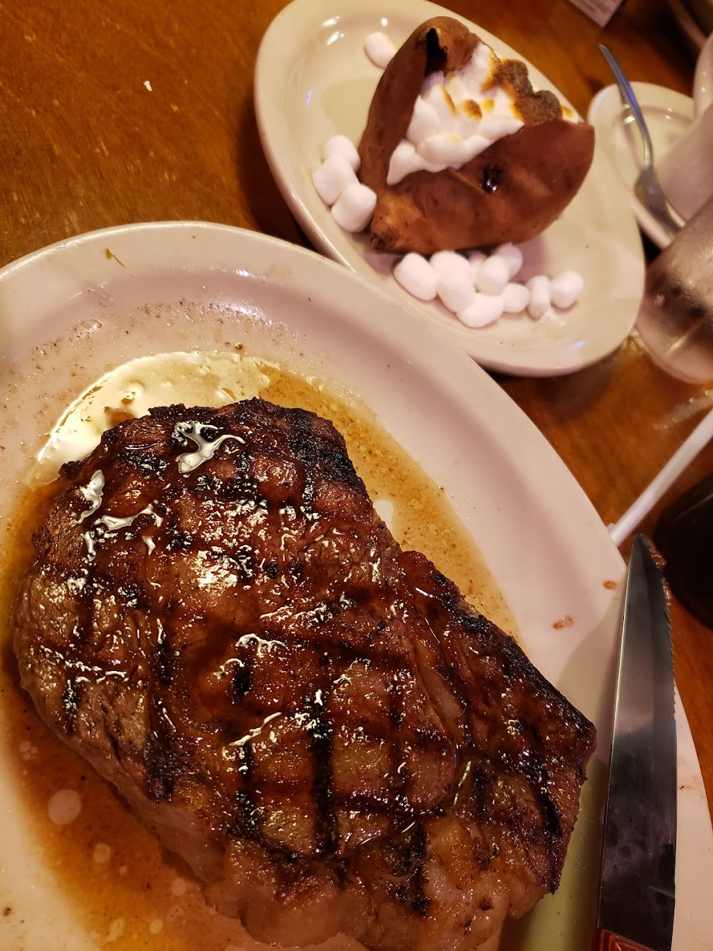 Texas Roadhouse | restaurant | 594 E 16th St, Yuma, AZ 85364, USA | 9283297427 OR +1 928-329-7427