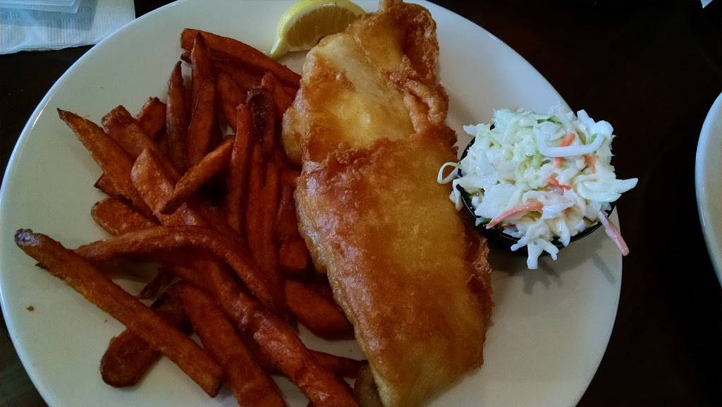 Chelos Hometown Bar & Grille | restaurant | 1275 Reservoir Ave, Cranston, RI 02920, USA | 4019427666 OR +1 401-942-7666