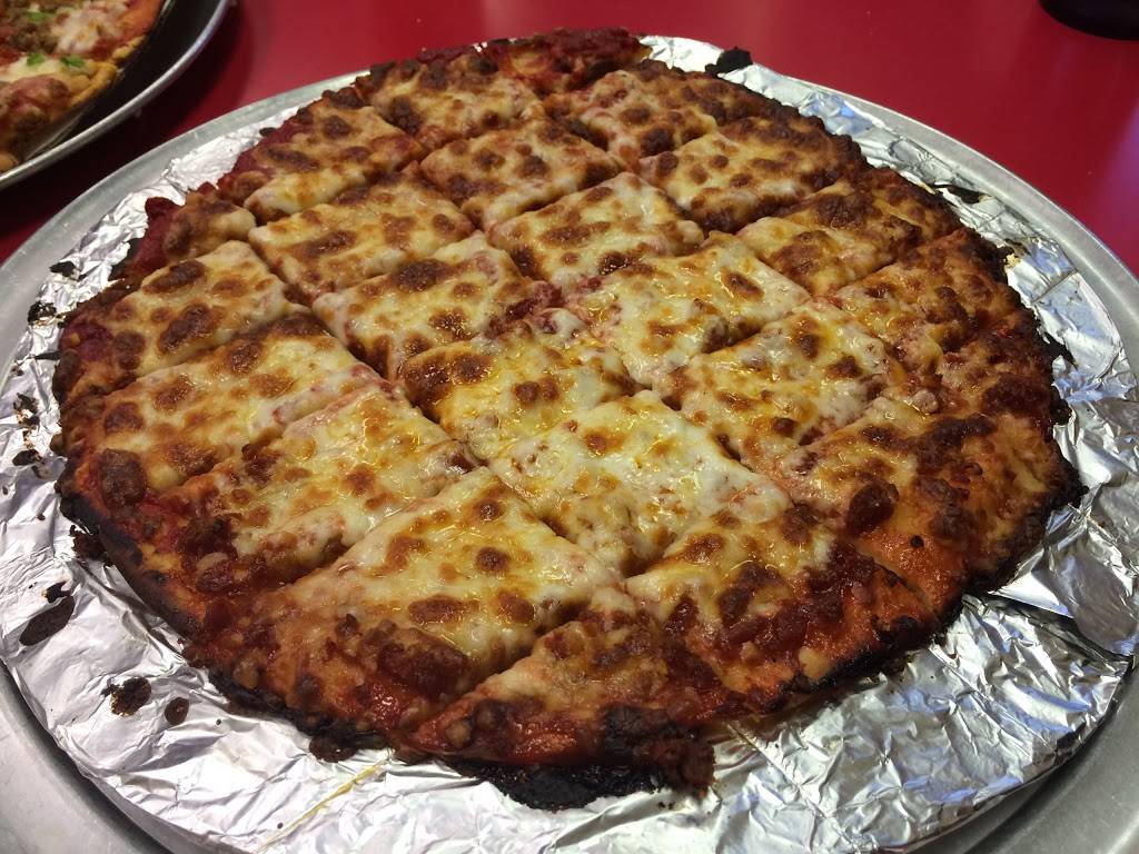 Greenwood Pizza King | meal takeaway | 520 N State Rd 135 s, Greenwood, IN 46142, USA | 3178820340 OR +1 317-882-0340